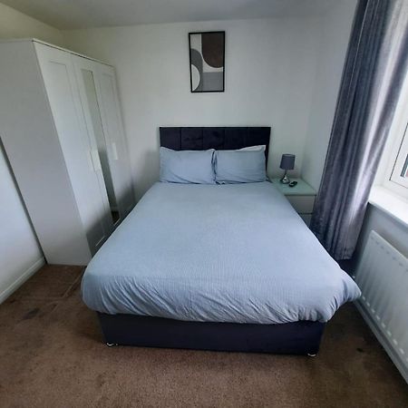 Two Bedroom Luxury House Thamesmead (Greater London) Exterior foto