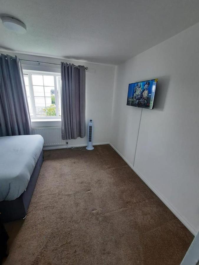 Two Bedroom Luxury House Thamesmead (Greater London) Exterior foto