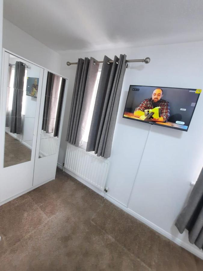 Two Bedroom Luxury House Thamesmead (Greater London) Exterior foto