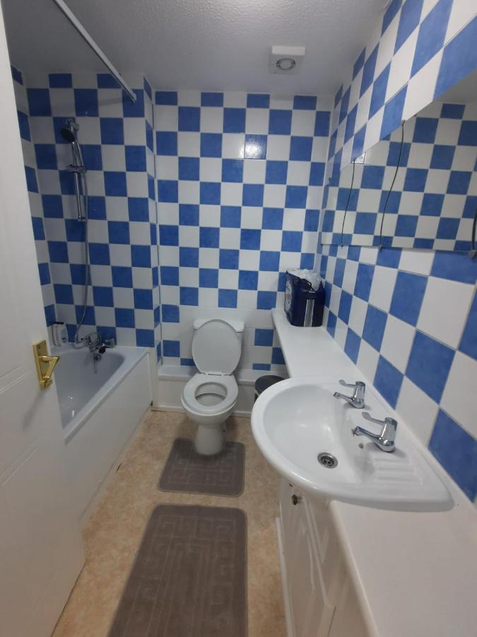 Two Bedroom Luxury House Thamesmead (Greater London) Exterior foto