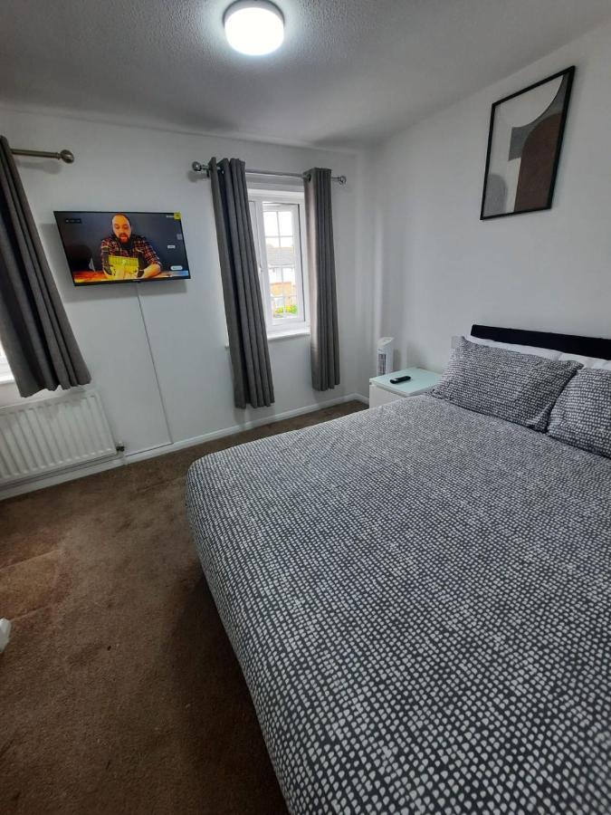 Two Bedroom Luxury House Thamesmead (Greater London) Exterior foto