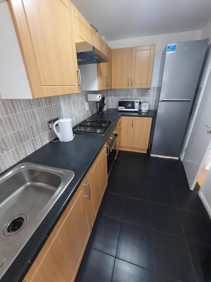 Two Bedroom Luxury House Thamesmead (Greater London) Exterior foto